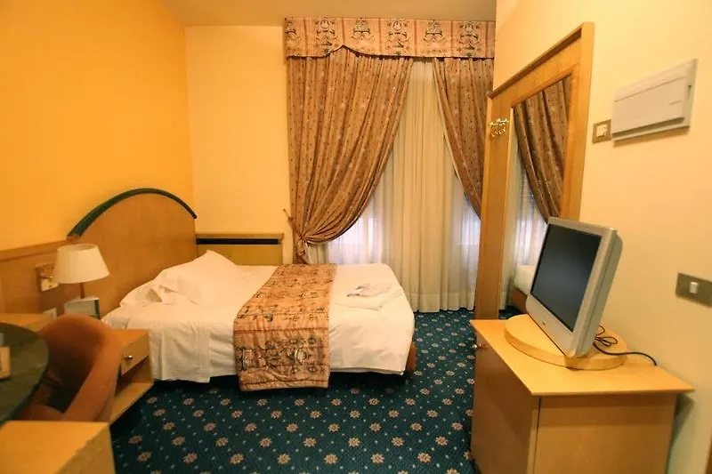 Hotel Carrobbio Milan
