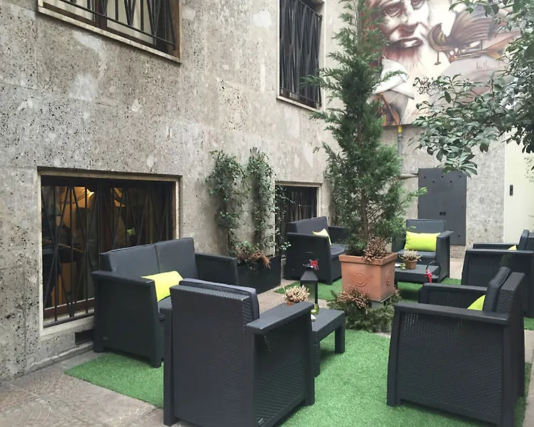 Hotel Carrobbio Milan
