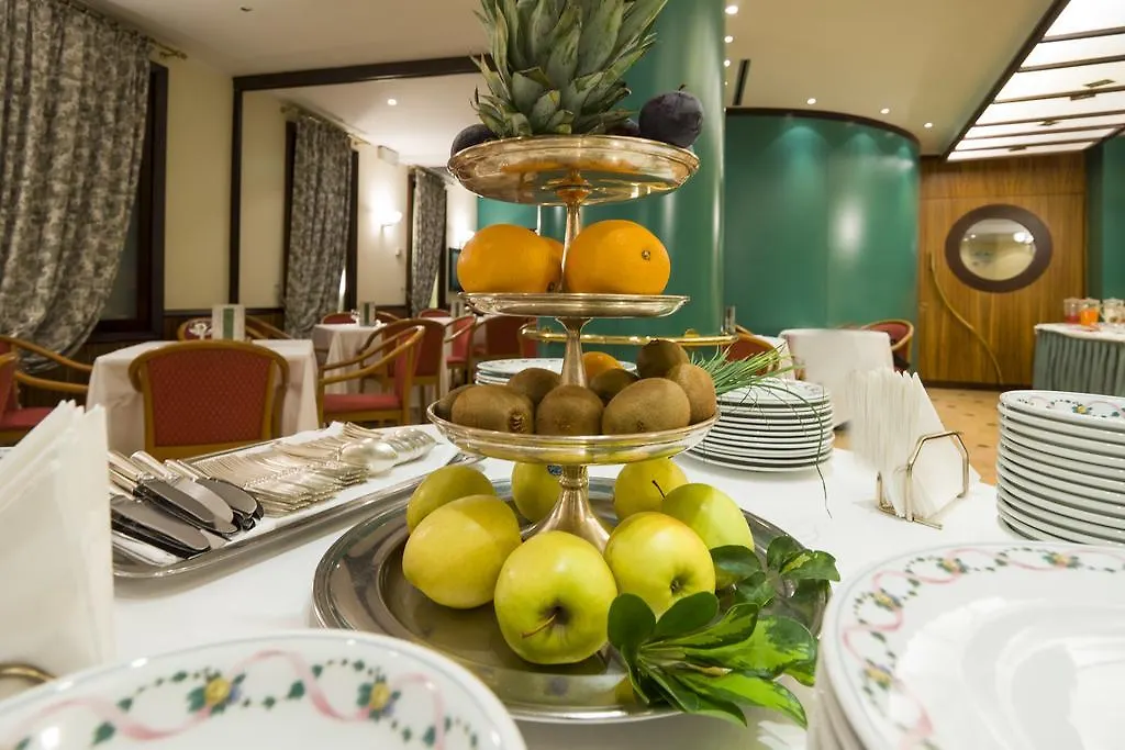 Hotel Carrobbio Milan
