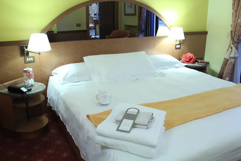 Hotel Carrobbio Milan
