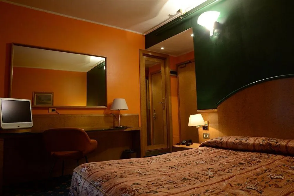 Hotel Carrobbio Milan