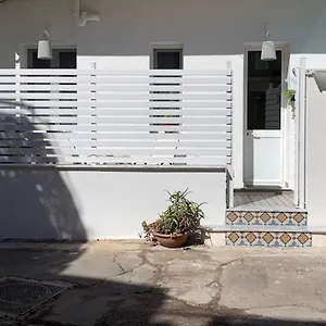 https://casa-nica-mondello.sicilyhotelsitaly.net