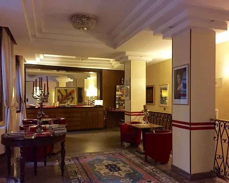 Hotel Carrobbio Mailand 4*,  Italien